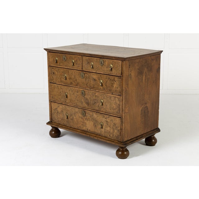 18th Century English Walnut Chest of Drawers For Sale - Image 4 of 8