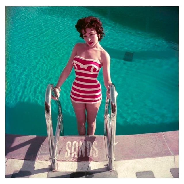 Mara Lane 1964 Renata Boeck enjoying breakfast in bed at the Regency Hotel in New York, 1964. Slim Aarons Slim Aarons was...