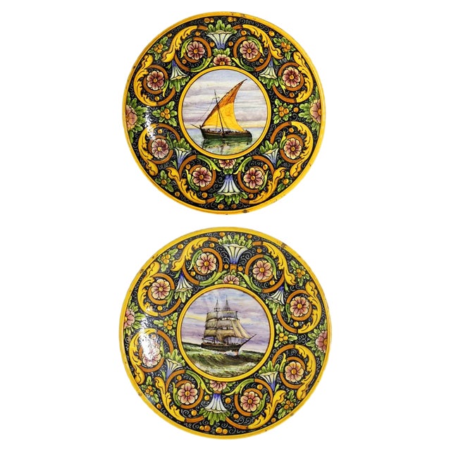Large Italian Ceramic Yellow Plates, 1920s, Set of 2 For Sale