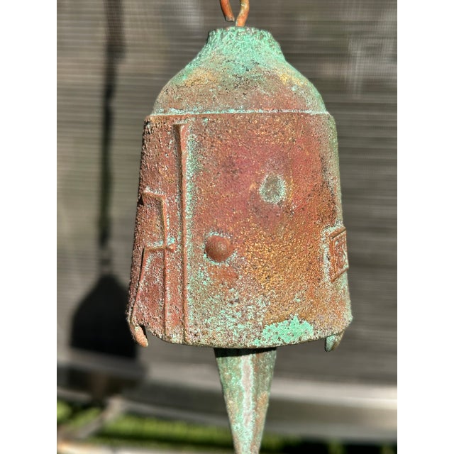 Paolo Soleri Paolo Soleri Bronze Windbell for Cosanti – Modernist Sculpture, Verdigris Patina For Sale - Image 4 of 10