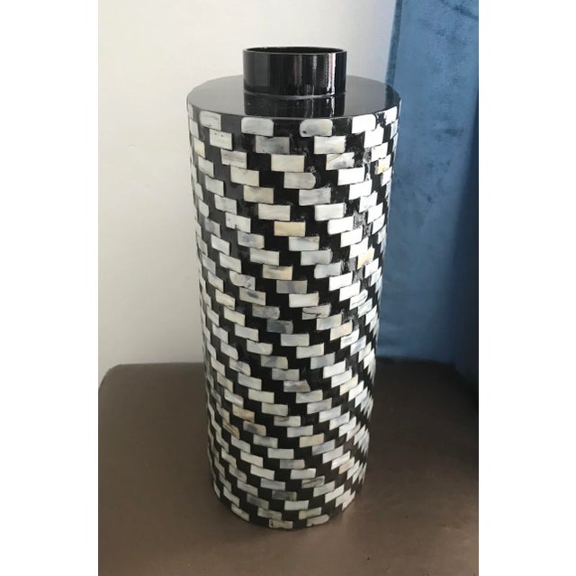 Modern Large Black Lacquer Vases With Shell / Mother of Pearl Mop Inlays For Sale - Image 3 of 6