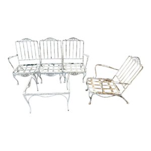 l Vintage Wrought Iron Woodard Conversation Set, 3 Pieces