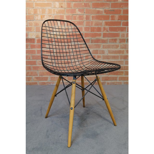 Herman Miller Eames Dowel Leg Wire Chair for Herman Miller, 1950s For Sale - Image 4 of 18