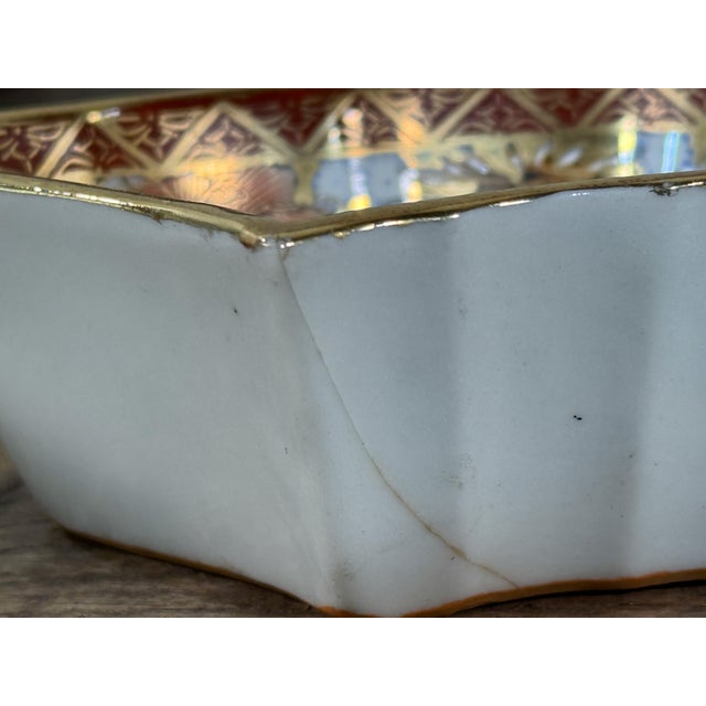 Red Antique Japanese Kutani Porcelain Divided Serving Bowl in Lacquered Lazy Susan For Sale - Image 8 of 8