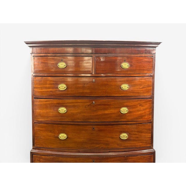 Early 19th Century Georgian, Bow-Front Chest on Chest, Mahogany, Brass, England, 19th C. For Sale - Image 5 of 15
