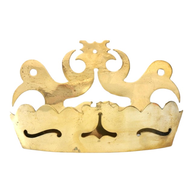 19th-Century English Victorian Crown Wall Pocket For Sale