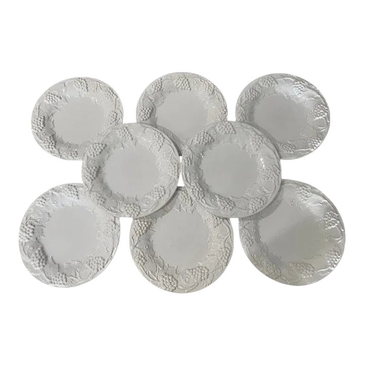 ベネチアングラス Seguso製ホワイトレース柄　ヴィンテージ品　未使用品 Bordallo Pinheiro White Embossed Grapes & Vines Leaves Plates