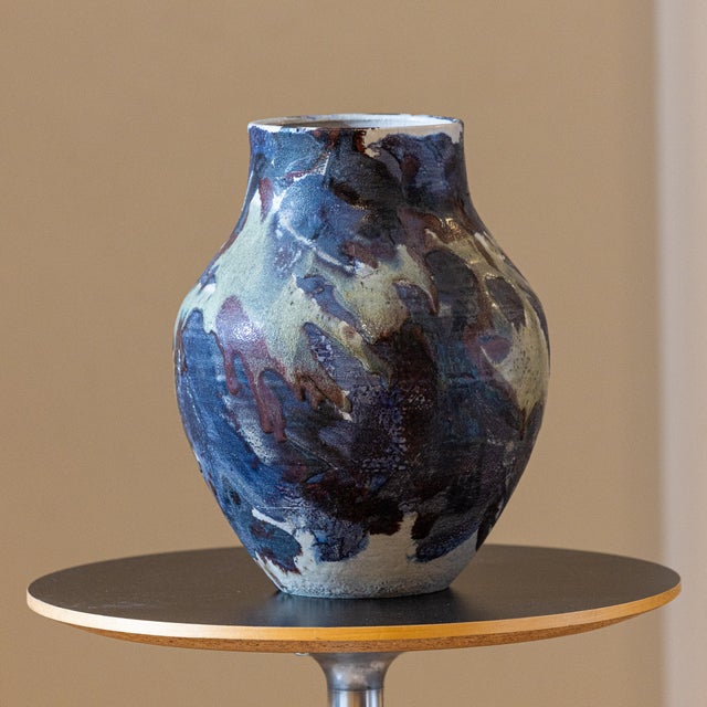 Postmodern Studio Art Pottery Vase Signed 1991 Ranfill For Sale - Image 4 of 10