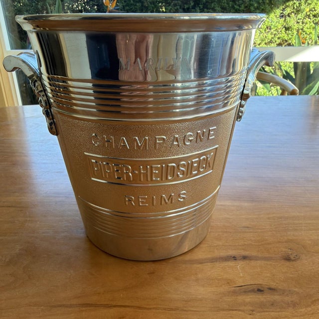 1970s Piper Heidsieck Champagne Bucket Marilyn Monroe NYC Hollywood 444 1st Ave Rare For Sale In Los Angeles - Image 6 of 10