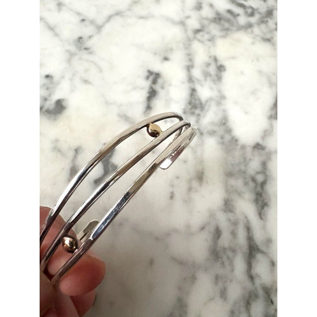 Contemporary Sterling Silver and 14 Karat Gold Wire Cuff Bracelet For Sale - Image 3 of 6