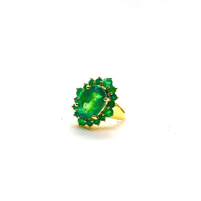 Late 20th Century Bochic “Capri” Vintage Natural Retro Emerald Ring Set In 18K Gold & Silver For Sale - Image 5 of 12