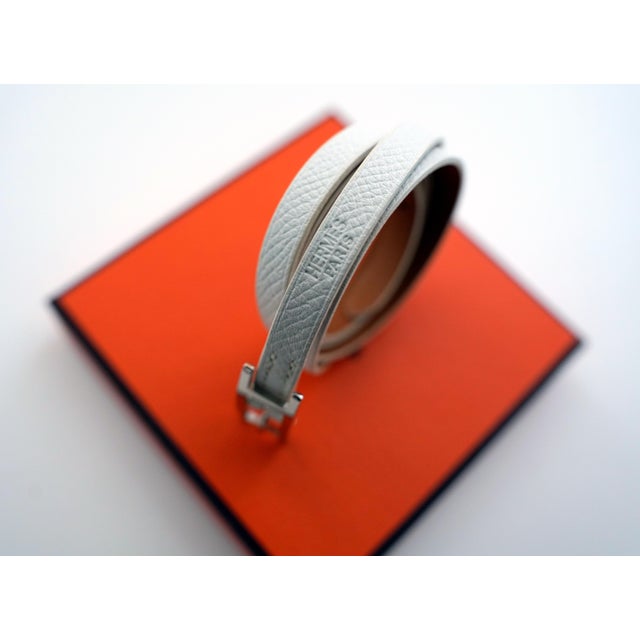 2000 - 2009 Hermes Hapi 4 Tours White Togo Leather Bracelet, C. 2007 For Sale - Image 5 of 8