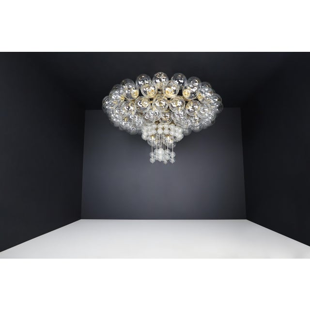 Metal Grande Hotel Chandelier with Brass Fixture and Hand-Blown Glass Globes, 1960s For Sale - Image 7 of 18