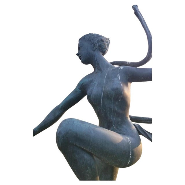 Stunning Bronze " Dancer " Early 20th century, H: 200 cm A work of great elegance and refinement. Of French origin....