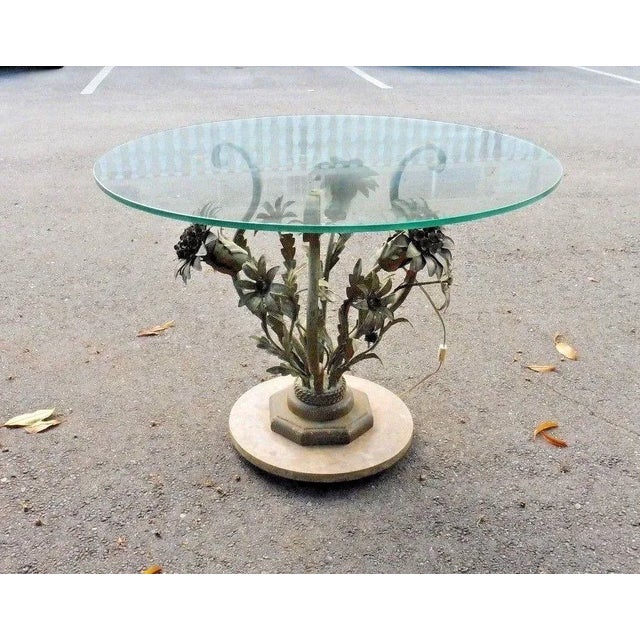 1960s 1960's Vintage Italian Hollywood Regency Tole Flowers Table For Sale - Image 5 of 7