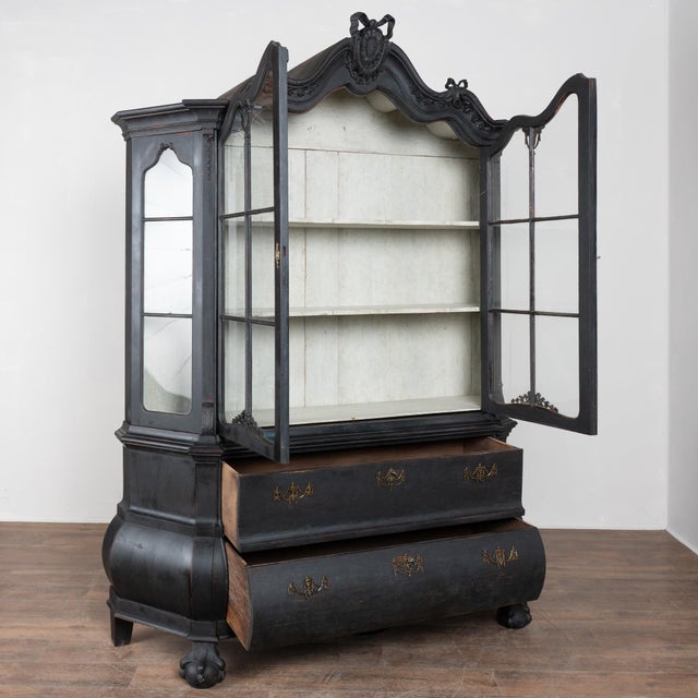 Early 20th Century Swedish Oak Vitrine Display Cabinet Bookcase Early 20th-century Swedish oak vitrine or display cabinet...