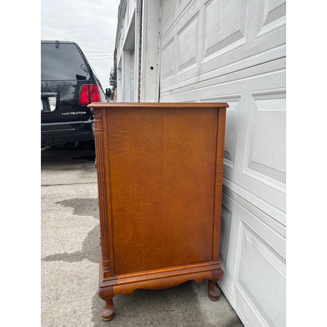 Antique Colonial Revival Dresser Chest of Drawers | 1930s Solid Wood Queen Anne Style Chest | Vintage American Bedroom Storage Furniture For Sale - Image 4 of 12