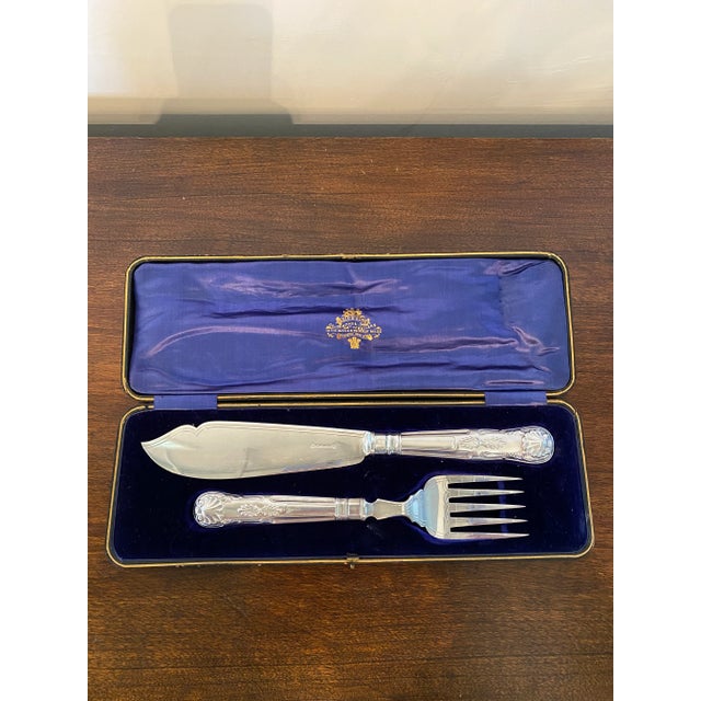 Metal Kings Pattern Silver Serving Set - Set of 2 For Sale - Image 7 of 7