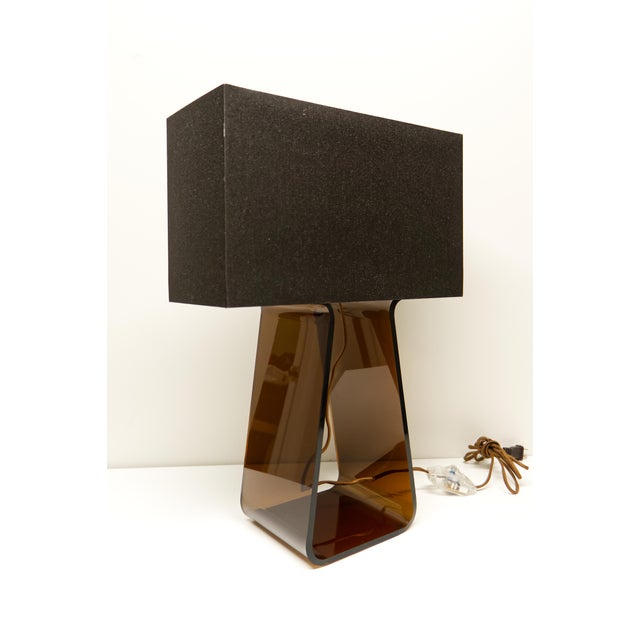 Contemporary Tube Top Acrylic Table Lamp in Brown by Peter Stathis for Pablo Designs For Sale - Image 3 of 9
