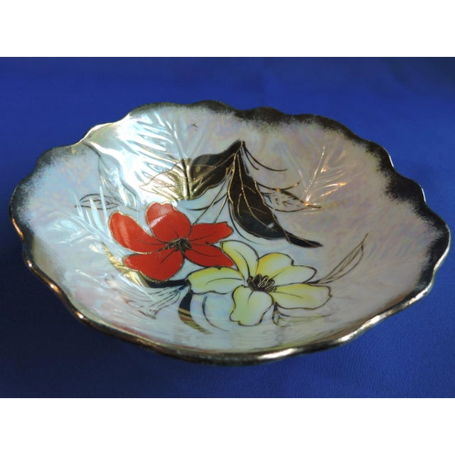Vintage 1950's Pearl China Co. Pearl Lusterware Decorative Bowl with Hand Painted Lily Flowers For Sale - Image 4 of 7