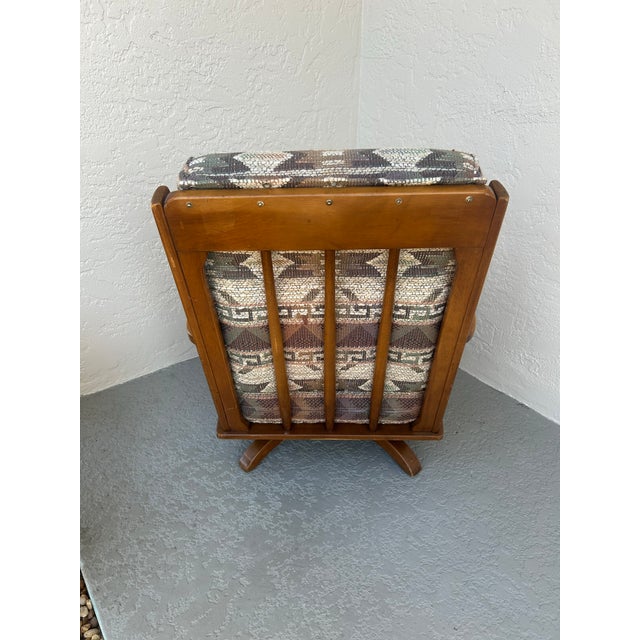 Cushman of Vermont Mid 20th Century Cushman Colonial Creation Solid Maple Rocking Swivel Chair For Sale - Image 4 of 11