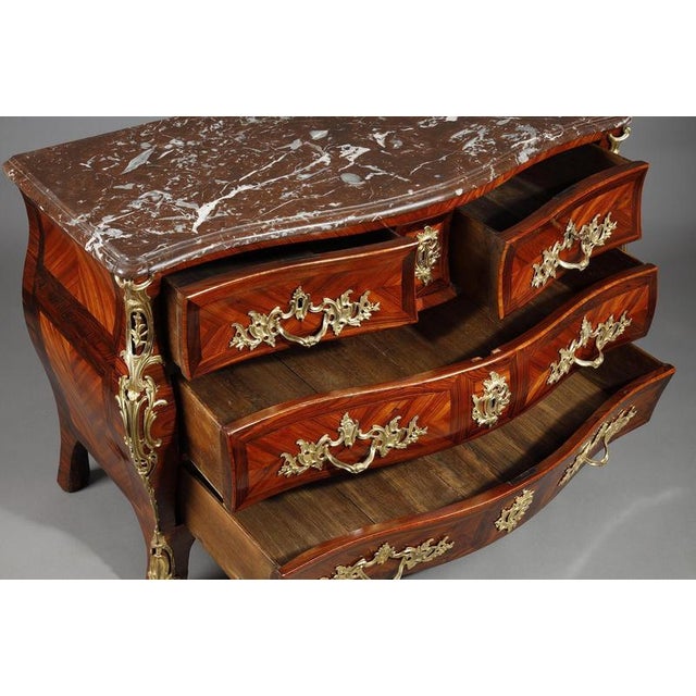 Commode in Violet Wood Veneer from Lapie, 1770 For Sale - Image 9 of 18