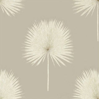 Sanderson Fan Palm Wallpaper in Linen/Gilver For Sale