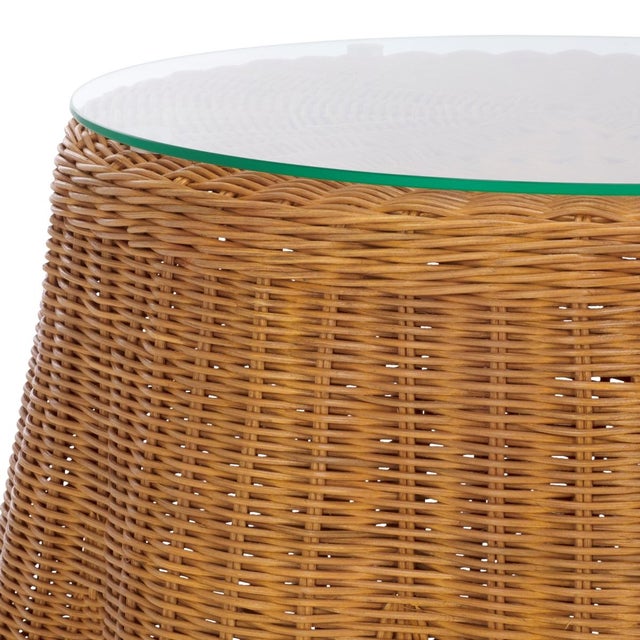 Spritely Home Hylda Scalloped Rattan Round Accent Table in Natural For Sale - Image 4 of 6