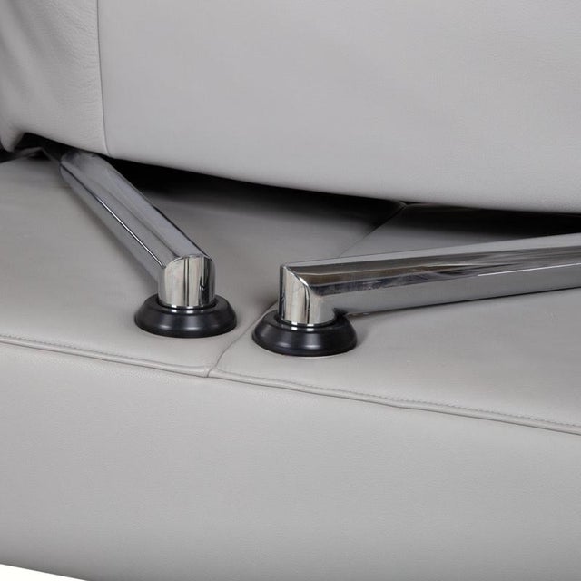 DS-112 3-Seater Sofa and Ottomans in Grey Leather from de Sede, Set of 3 For Sale - Image 15 of 18