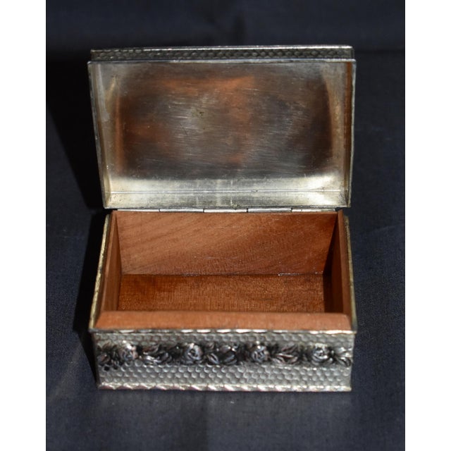 Vintage Silver Plate Trinket Jewelry Box Ornate Rose Floral Honeycomb Casket For Sale - Image 13 of 14