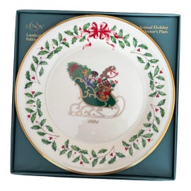 Example of Lenox Holiday Tableware
