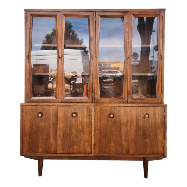 Mid-Century Modern Walnut China Cabinet Hutch For Sale
