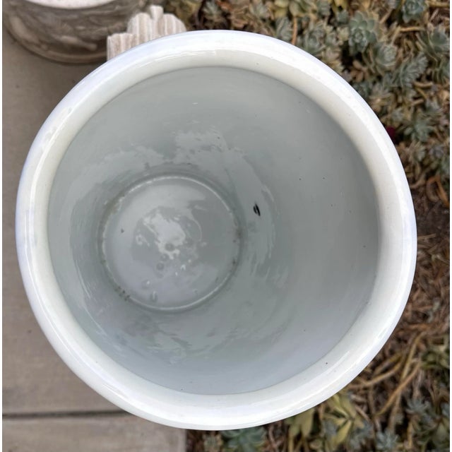 Mid 20th Century Chinese Qianlong Blue White Chinoiserie Peacock Floral Porcelain Cane Umbrella Stand For Sale - Image 11 of 12