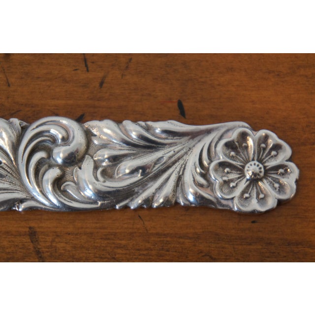 Antique Shiebler Sterling Silver 925 Meat Serving Fork Daisy 2885 Floral 123g For Sale - Image 9 of 12
