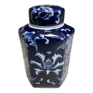 Chinoiserie Tea Jar For Sale