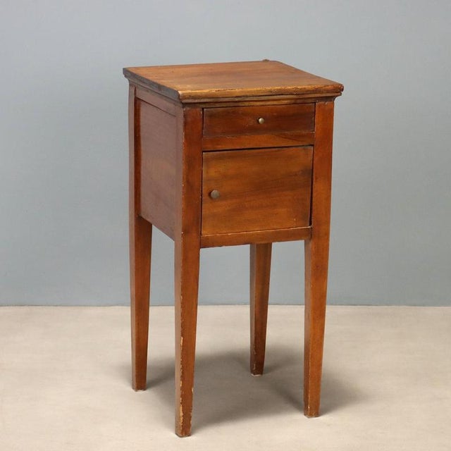 Italian Directoire Nightstand in Walnut, 1800s For Sale - Image 10 of 10