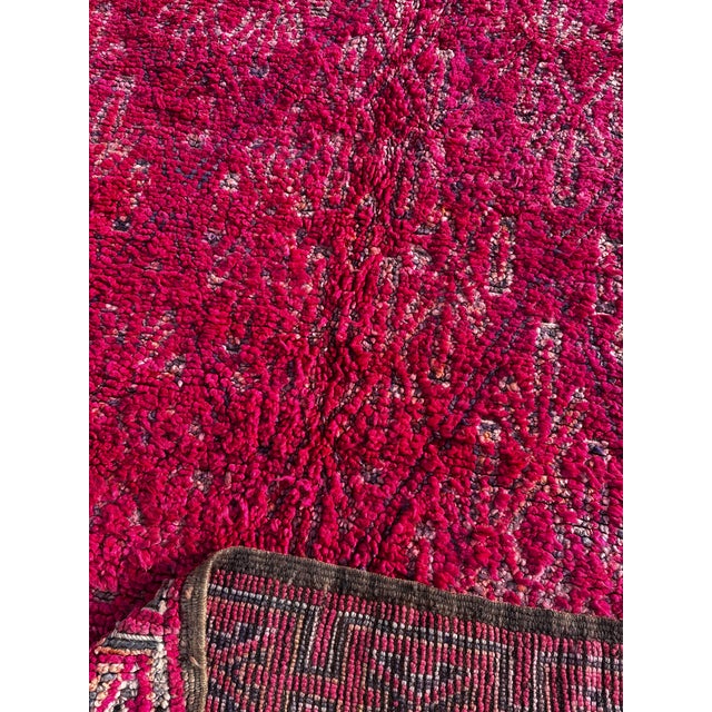 Textile 1970s Pink Moroccan Boujad Rug - Handwoven Wool Area Rug From Haouz- Boho Decor For Sale - Image 7 of 8