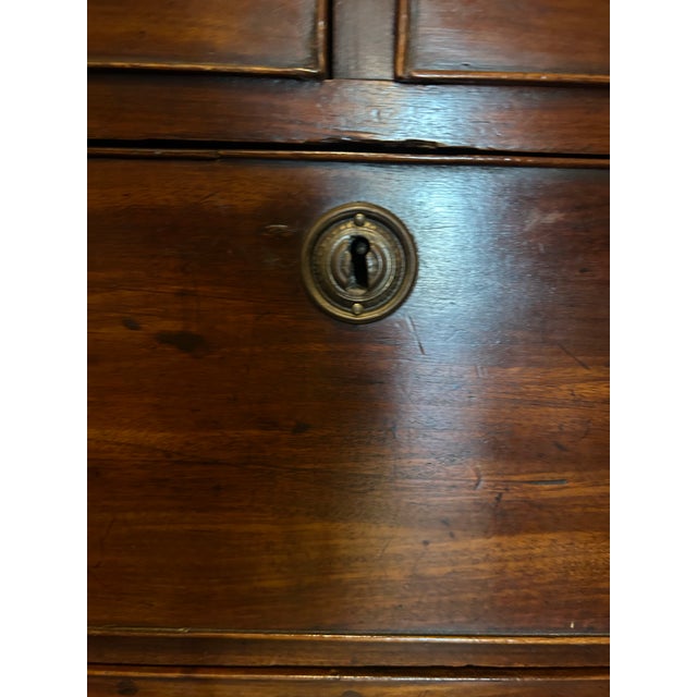 Wood Antique English Georgian Chest of Drawers With Pull Out Tray. For Sale - Image 7 of 8