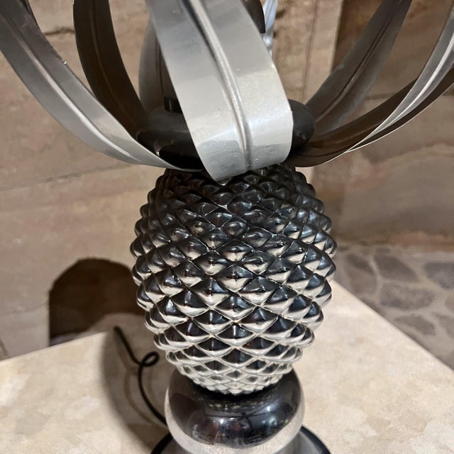 1970s Hollywood Regency Pineapple Table Lamp For Sale In San Diego - Image 6 of 9