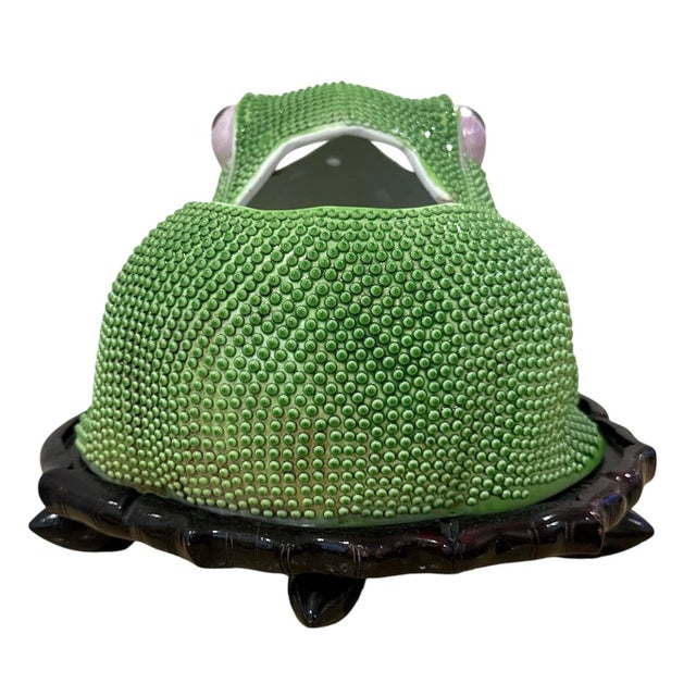 Antique Chinese Export Frog Jardiniere on Stand For Sale - Image 12 of 12