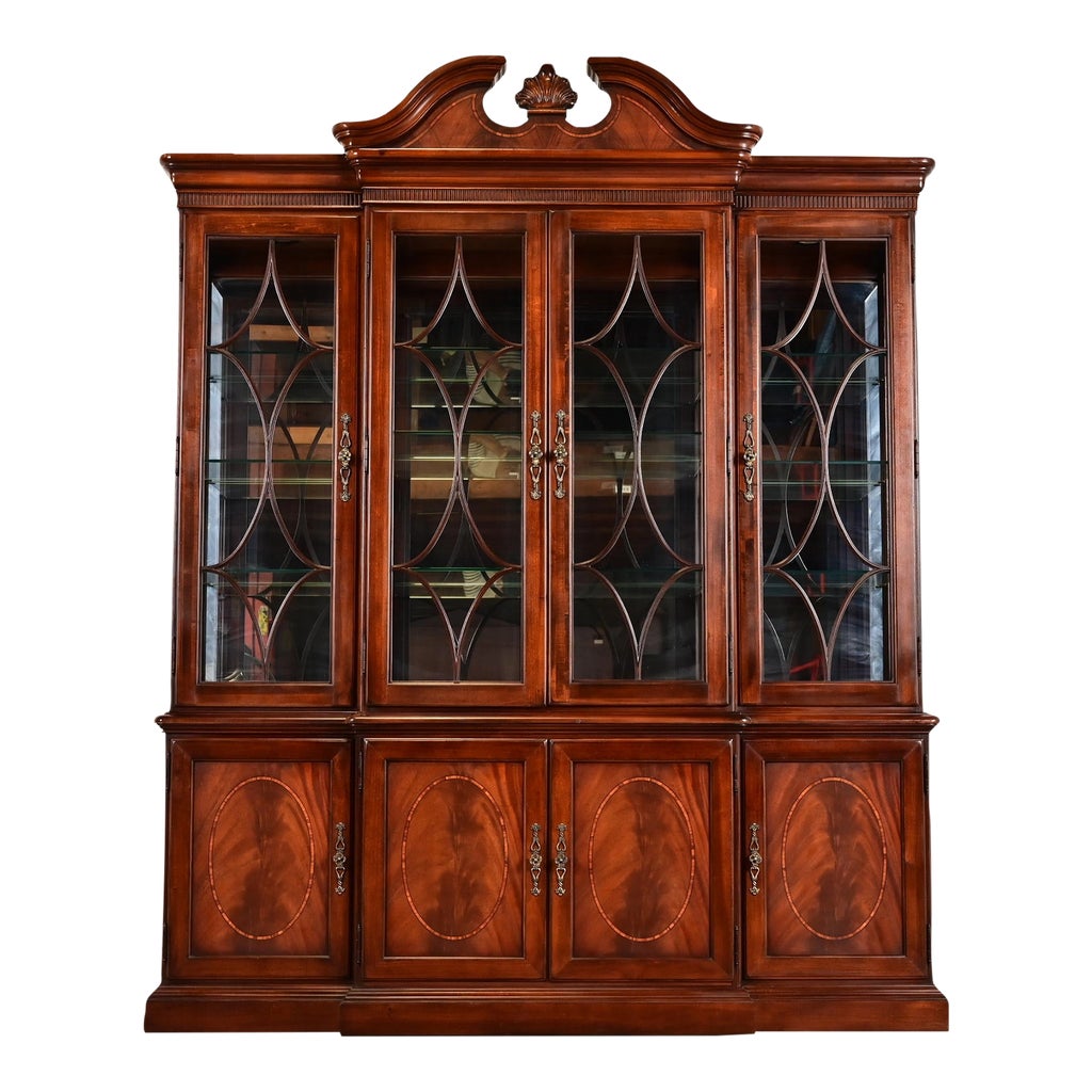 Thomasville Furniture | Up to 40% off at Chairish