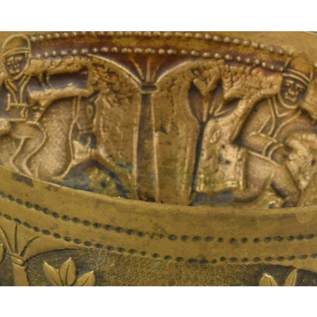 Vintage Asian brass cup is an original decorative object realized in the first years of the 20th century. Made in Asia....