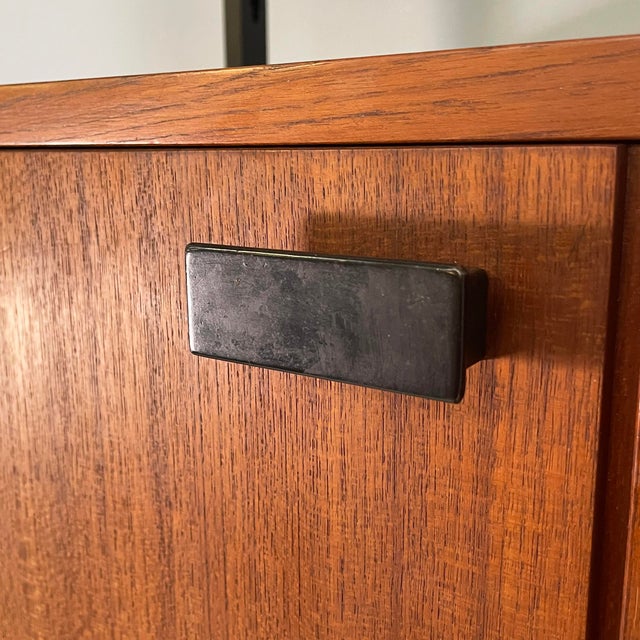 Italian Floor to Ceiling Bookcase in Wood, Black Metal and Brass, 1960s For Sale - Image 11 of 18