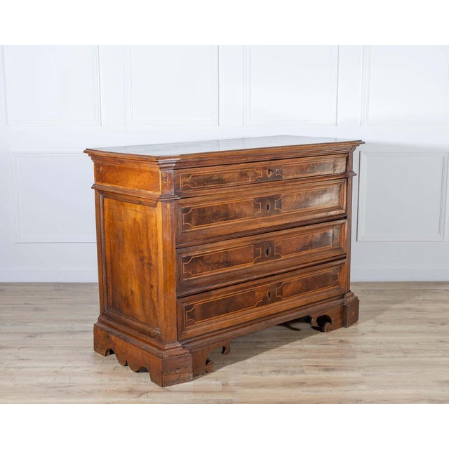17th-Century Central Italian Walnut Commode with Maple Inlay For Sale - Image 4 of 8