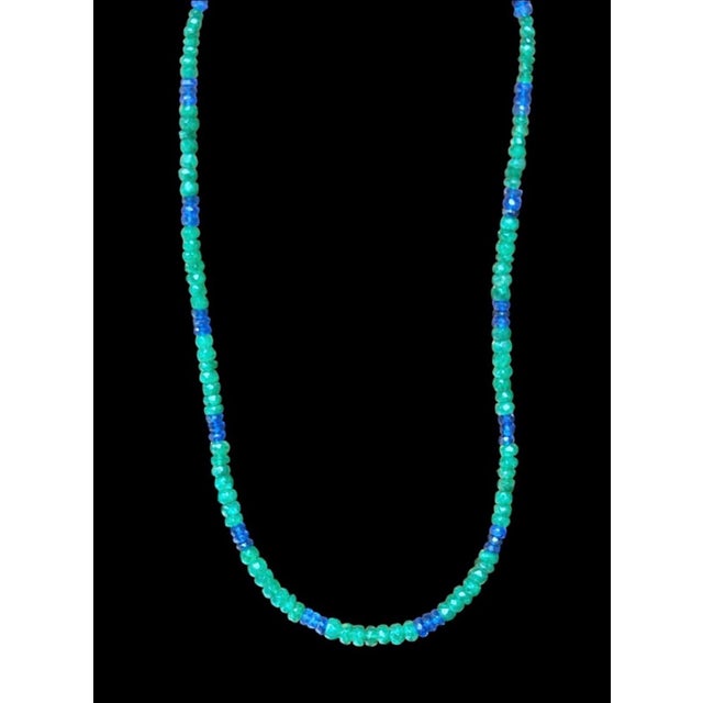 Emerald & Blue Sapphire Necklace With 14k Gold For Sale - Image 4 of 7