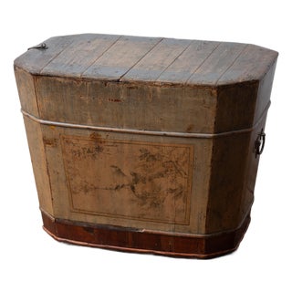 Chinese Paint Decorated Grain Bin, 19th Century For Sale