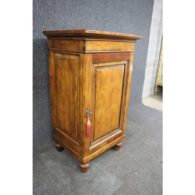 Traditional Late 20th Century Henredon Cherry Cabinet For Sale - Image 3 of 13
