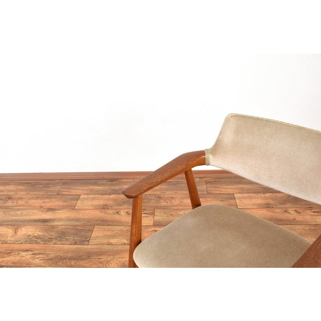 Mid-Century Modern Danish Teak Armchair by Svend Åge Eriksen for Glostrup, 1960s For Sale - Image 10 of 12