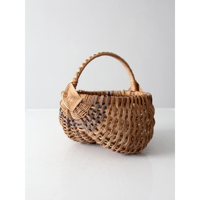 Vintage Handmade Buttocks Basket For Sale - Image 6 of 12