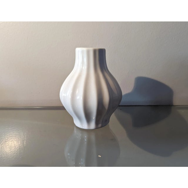 2000 - 2009 Royal Haeger White Ribbed Ceramic Vase For Sale - Image 5 of 5